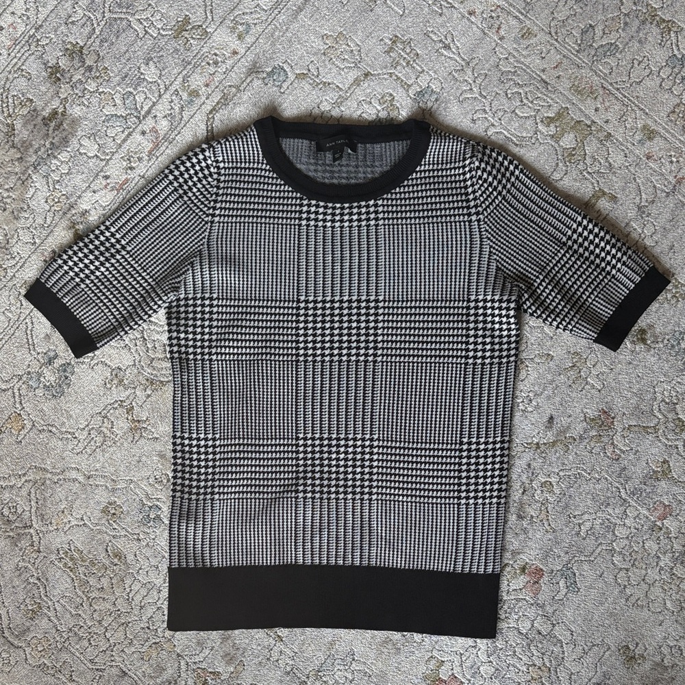 Houndstooth Stretch Knit Top